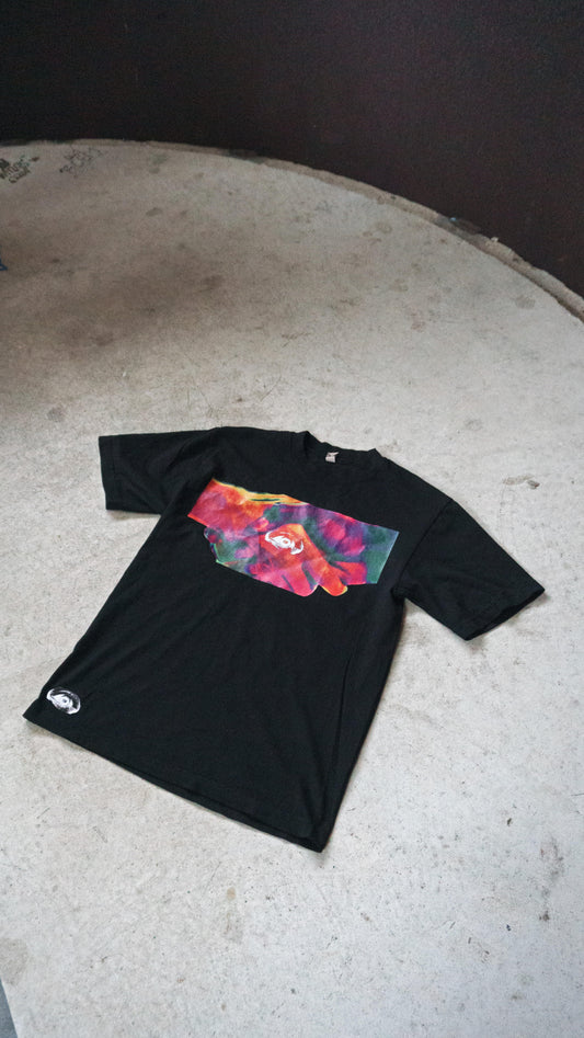HANDSHAKE TEE